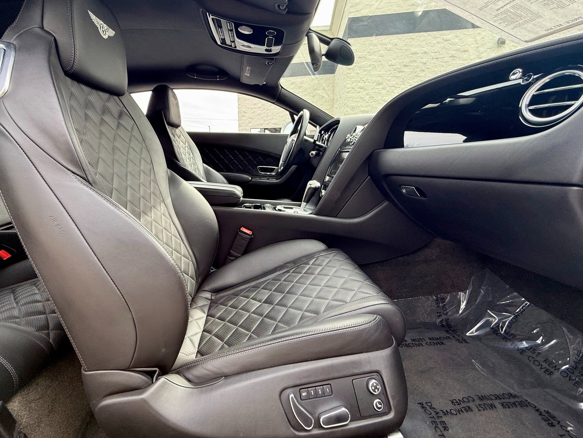 Used 2017 Bentley Continental GT image 9