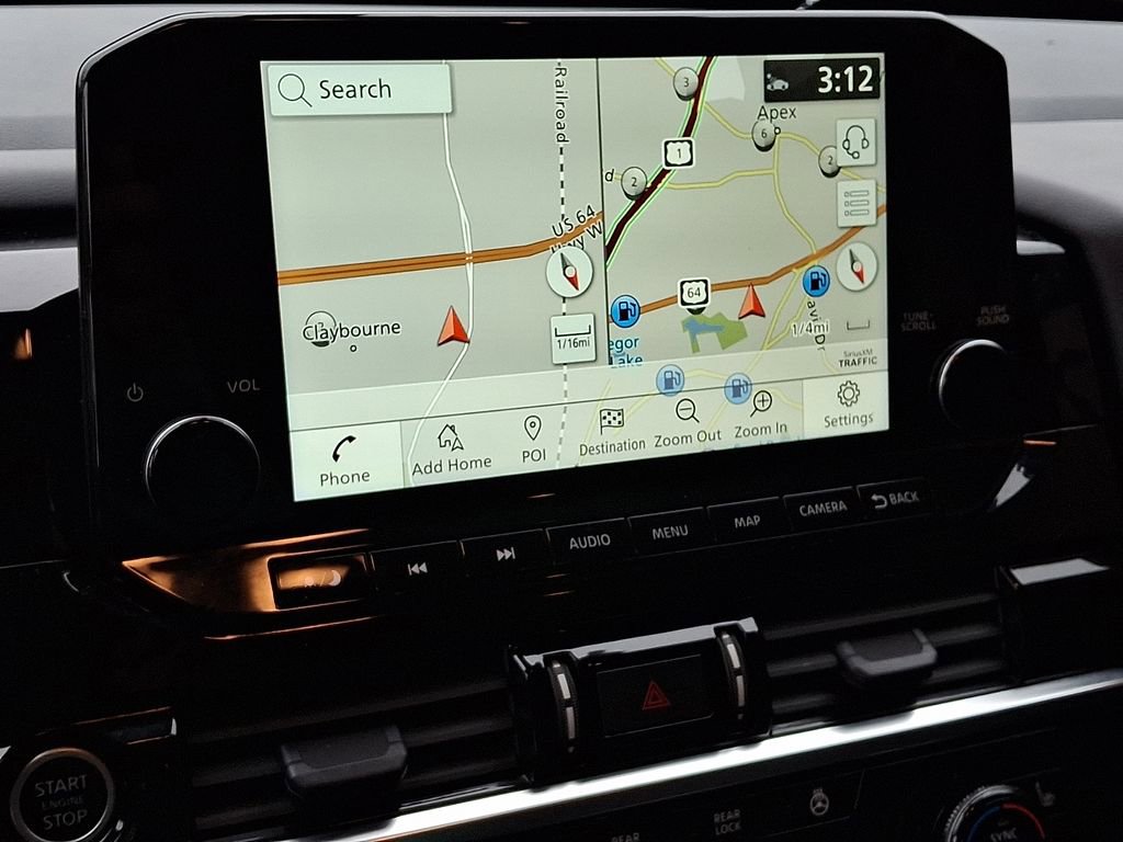 Used 2023 Nissan Pathfinder SL w/ Black Appearance Package image 18