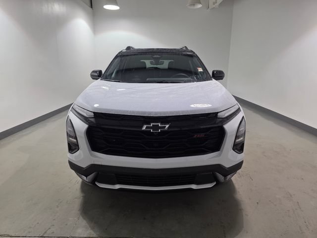 New 2027 Chevrolet Equinox RS w/ Safety and Technology Package FWD image 2