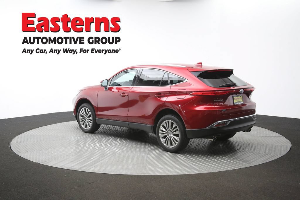 Used 2024 Toyota Venza LE AWD/4WD image 64