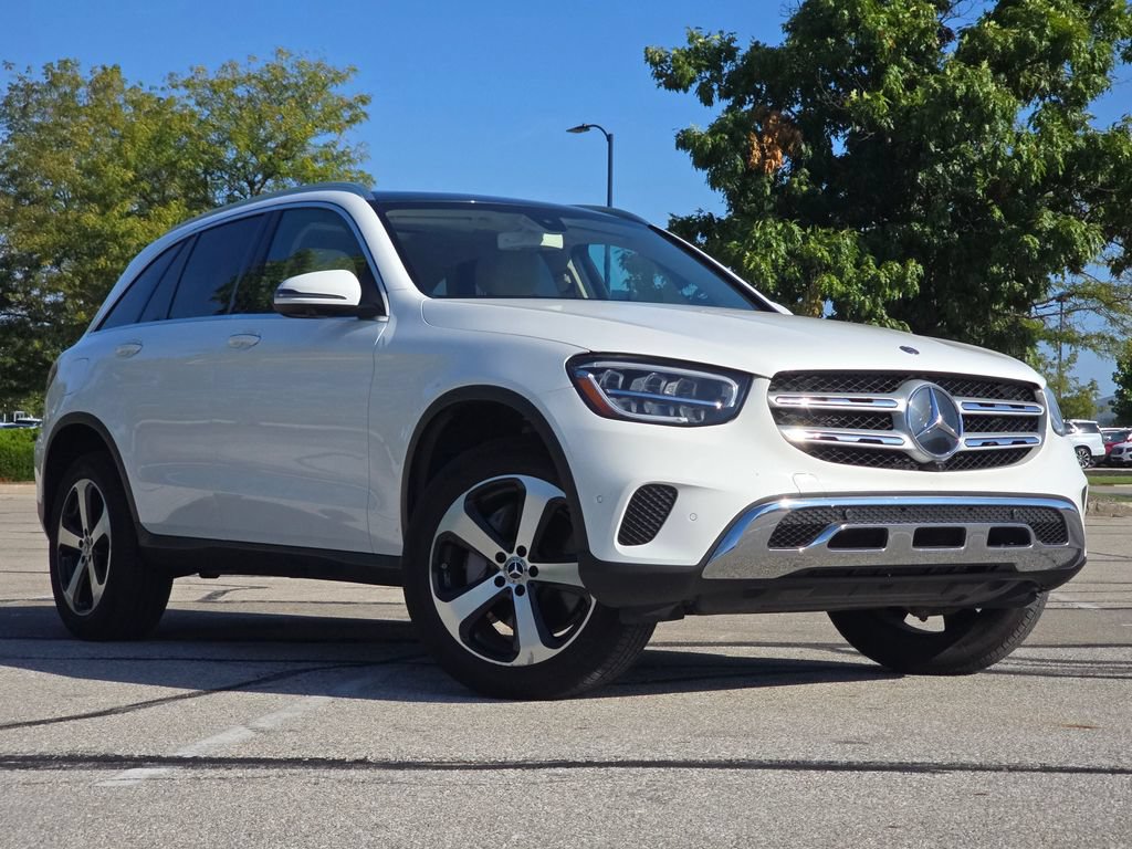 Used 2020 Mercedes-Benz GLC 300 4MATIC image 2