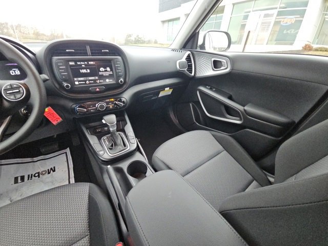 New 2025 Kia Soul LX w/ LX Technology Package image 24