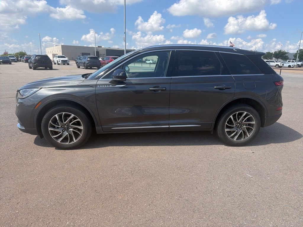 Used 2020 Lincoln Corsair FWD w/ Equipment Group 101A image 2