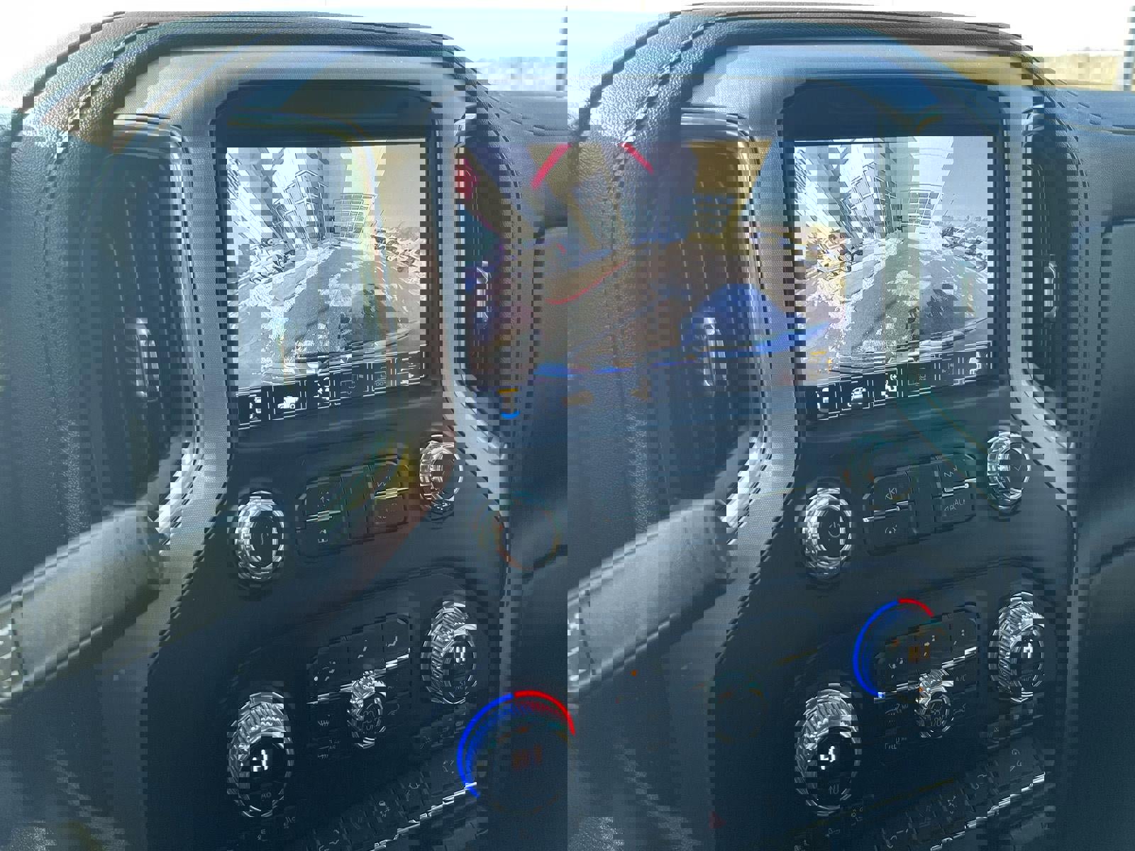 Used 2020 GMC Sierra 3500 SLT w/ SLT Convenience Package image 6