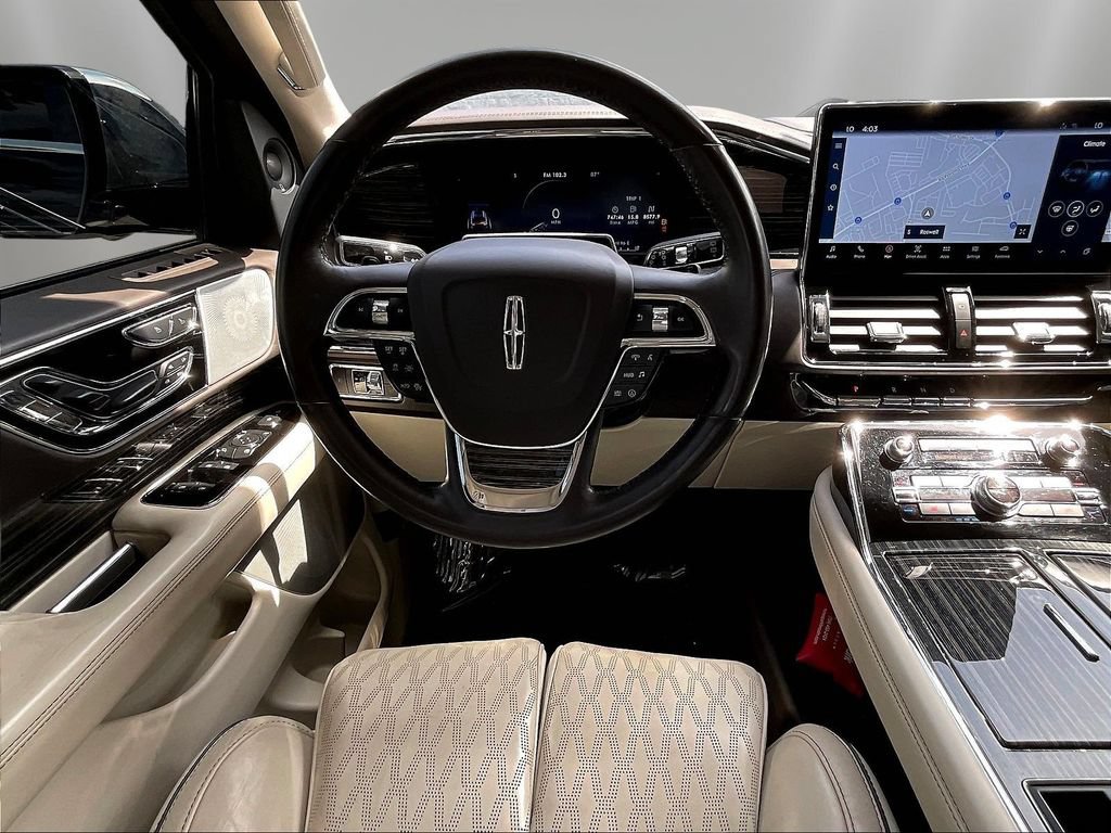 Used 2022 Lincoln Navigator Black Label AWD/4WD image 10