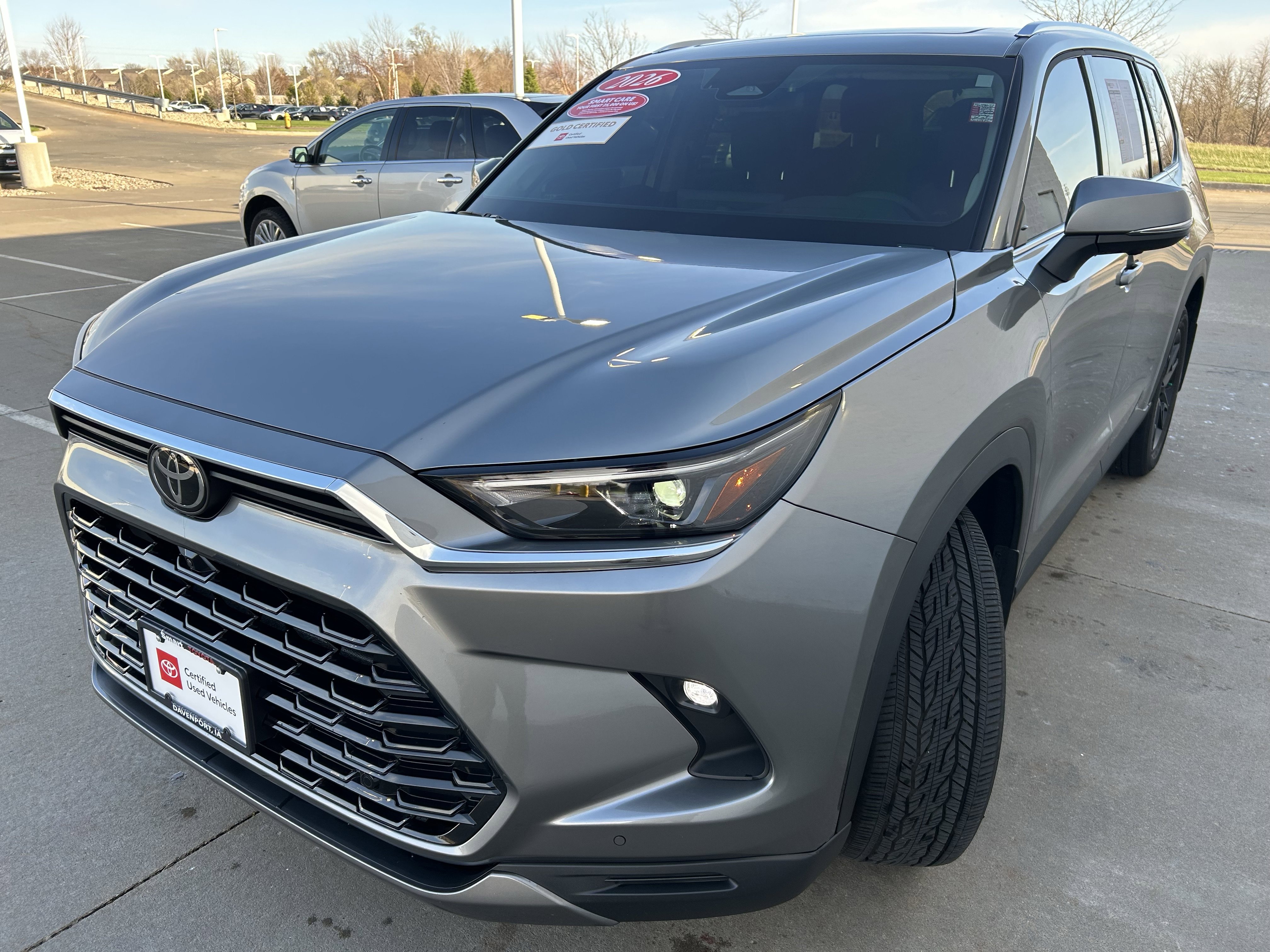 Certified 2026 Toyota Grand Highlander Platinum image 3