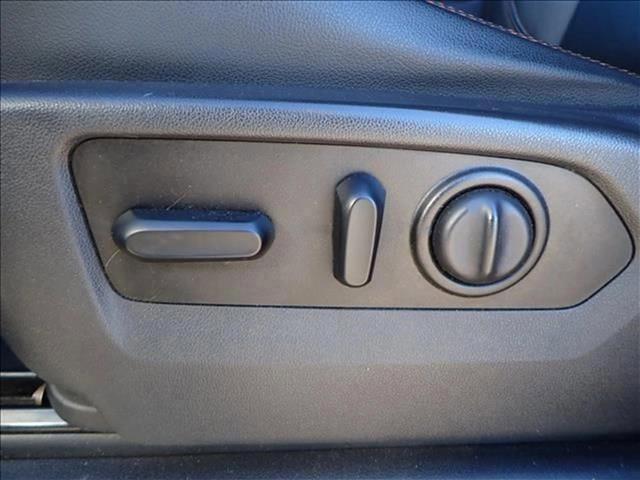 Used 2019 GMC Sierra 1500 AT4 w/ Technology Package image 12