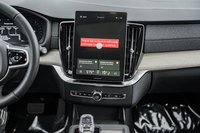 New 2026 Volvo XC90 B6 Plus w/ Protection Package Premier image 22