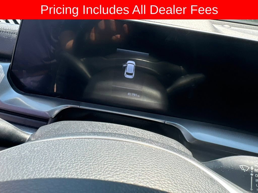 Used 2023 Kia Telluride LX AWD/4WD image 8