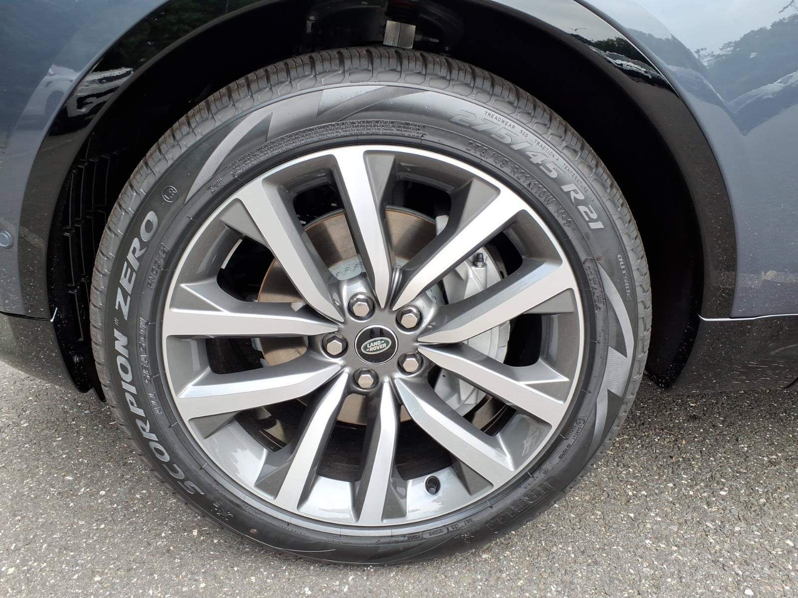 New 2026 Land Rover Discovery Dynamic SE AWD/4WD image 9