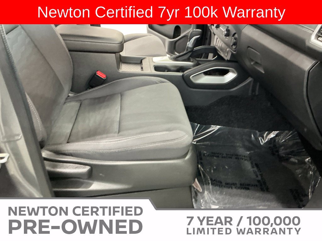 Used 2023 Nissan Frontier SV w/ Tow Package AWD/4WD image 16
