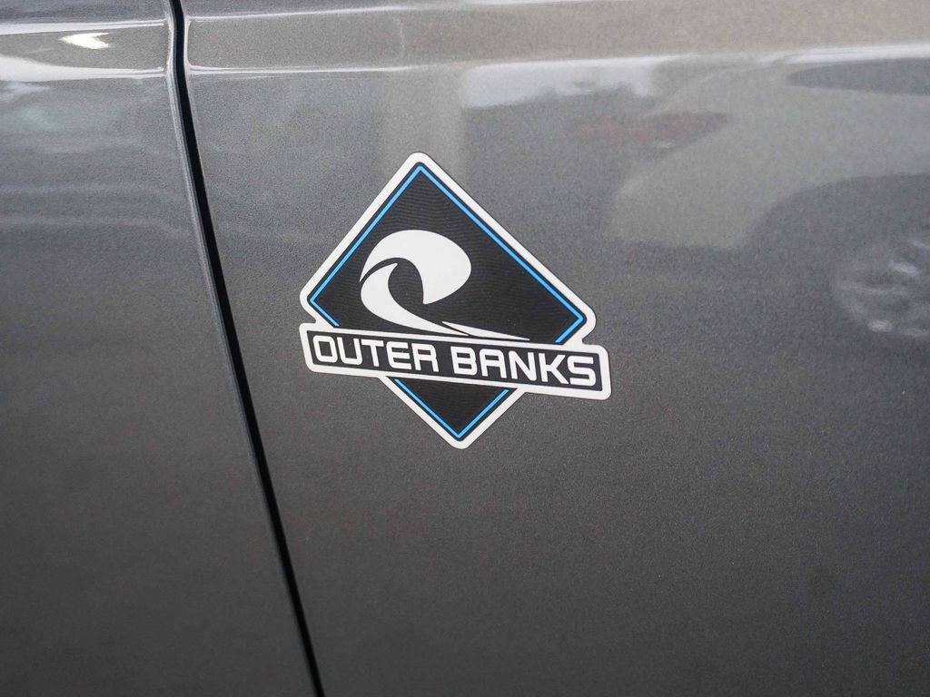 Used 2024 Ford Bronco Outer Banks image 12