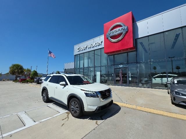 Used 2024 Nissan Pathfinder SV w/ SV Premium Package