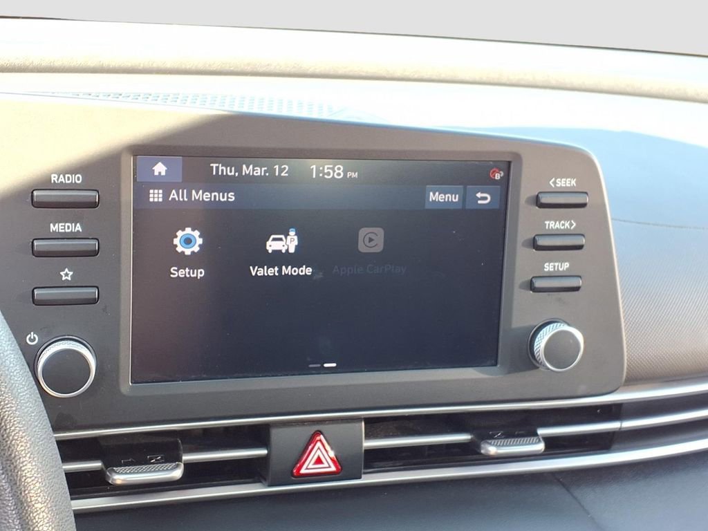 Used 2023 Hyundai Elantra SEL image 25