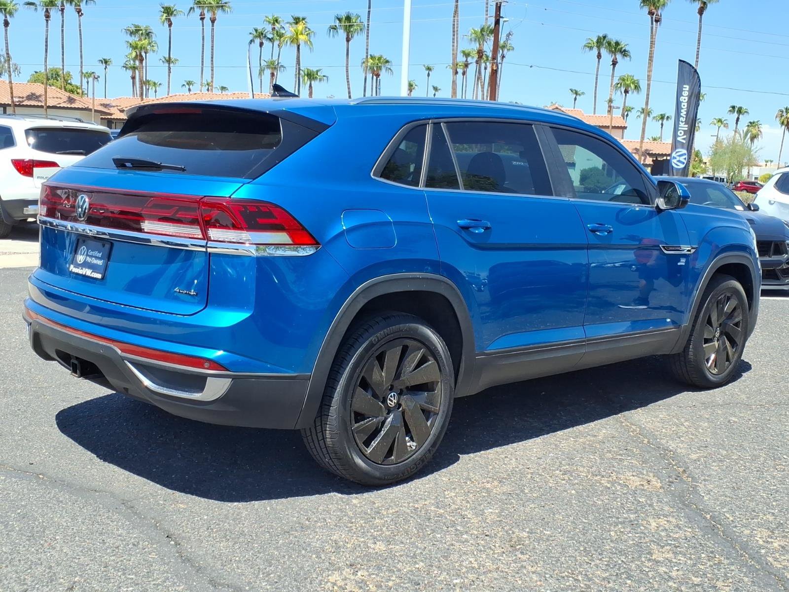 Certified 2024 Volkswagen Atlas Cross Sport SE w/ Panoramic Sunroof Package AWD/4WD image 6