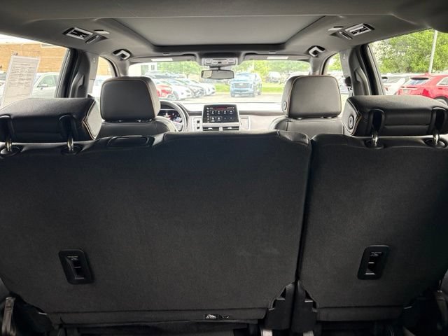 Certified 2023 GMC Yukon XL AT4 AWD/4WD image 9