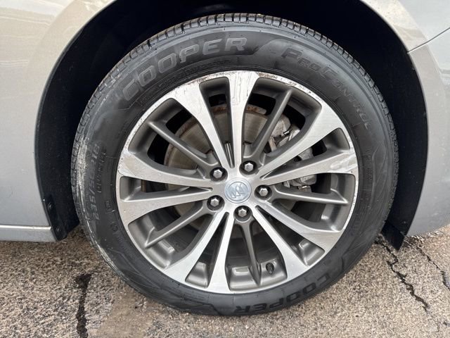 Used 2017 Buick LaCrosse Preferred image 30
