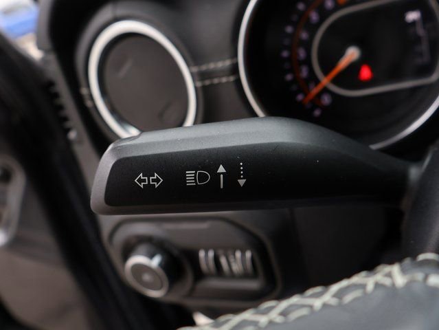 Used 2018 Jeep Wrangler Unlimited Sahara w/ Quick Order Package 24M Moab image 45