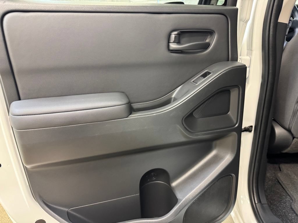 Used 2024 Nissan Frontier S w/ Technology Package AWD/4WD image 16