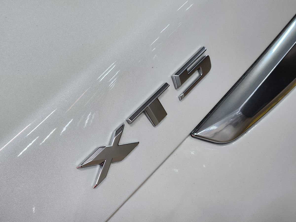 Used 2019 Cadillac XT5 Luxury FWD image 25