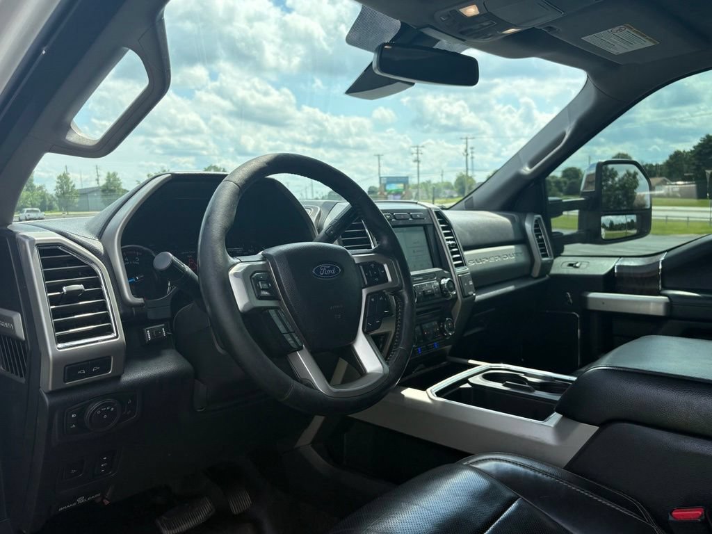 Used 2017 Ford F250 Lariat w/ Lariat Ultimate Package AWD/4WD image 10