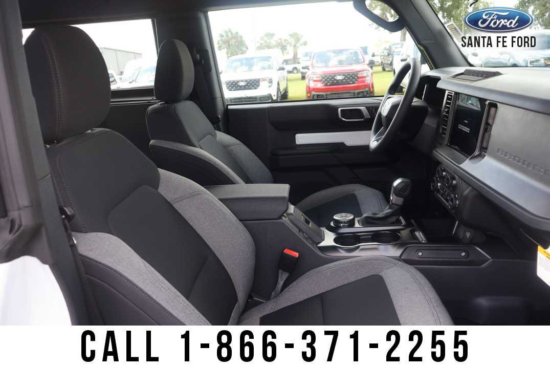 New 2026 Ford Bronco 2-Door w/ Sasquatch Package AWD/4WD image 16