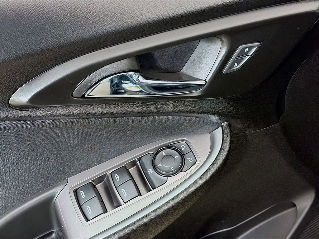 Used 2024 Chevrolet Malibu LT image 23