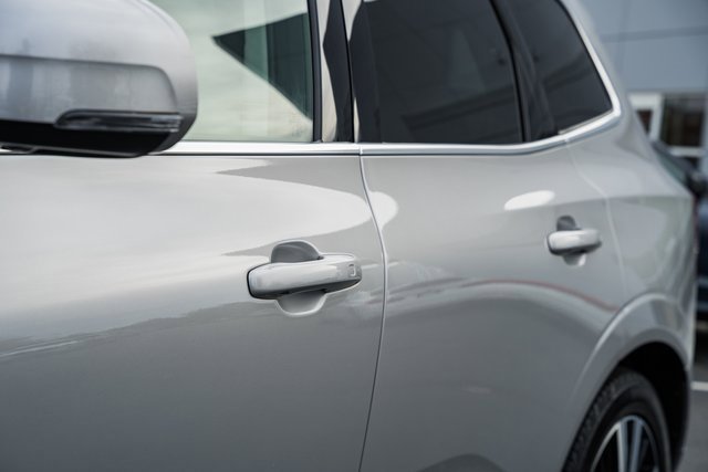 Used 2022 Volvo XC60 T8 Inscription w/ Advanced Package image 15