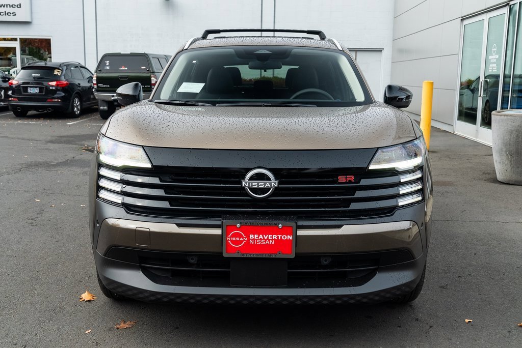 New 2026 Nissan Kicks SR image 2