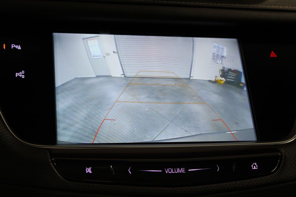 Used 2018 Cadillac XT5 Premium Luxury w/ Driver Assist Package image 33