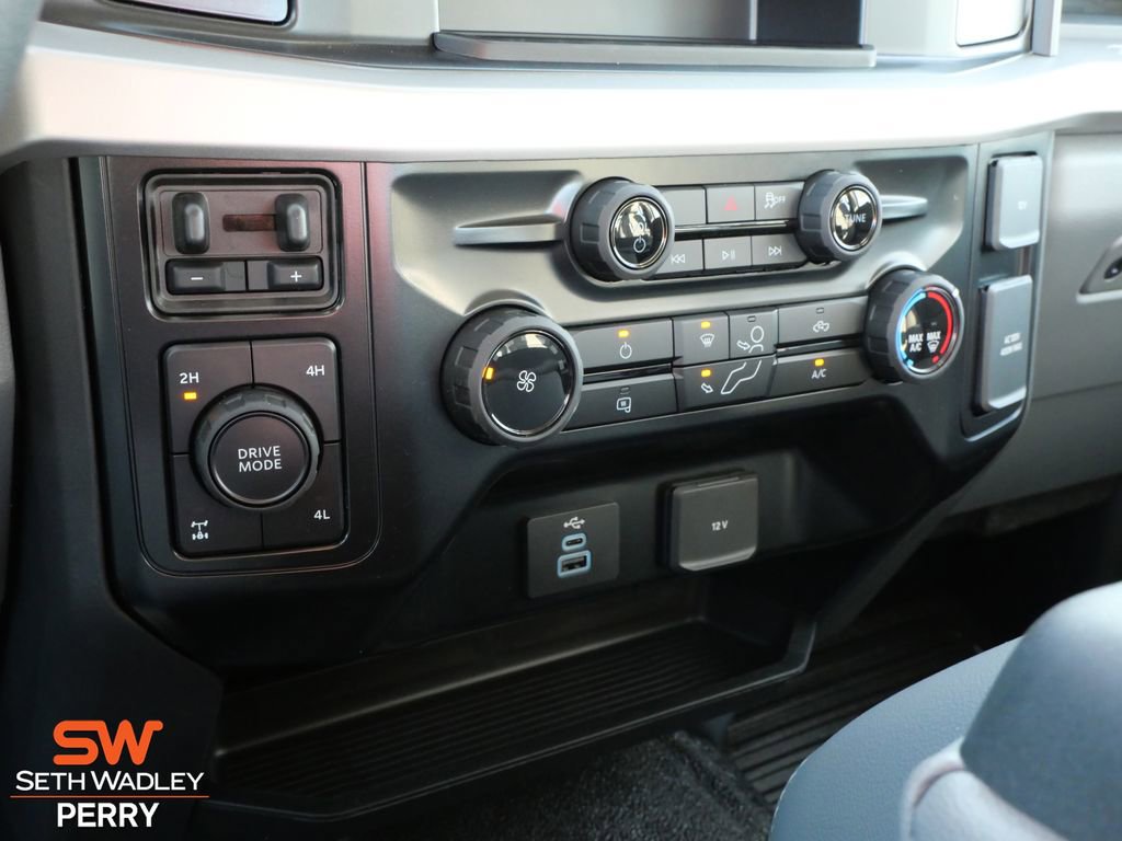 New 2026 Ford F250 XL w/ XL Driver Assist Package image 21