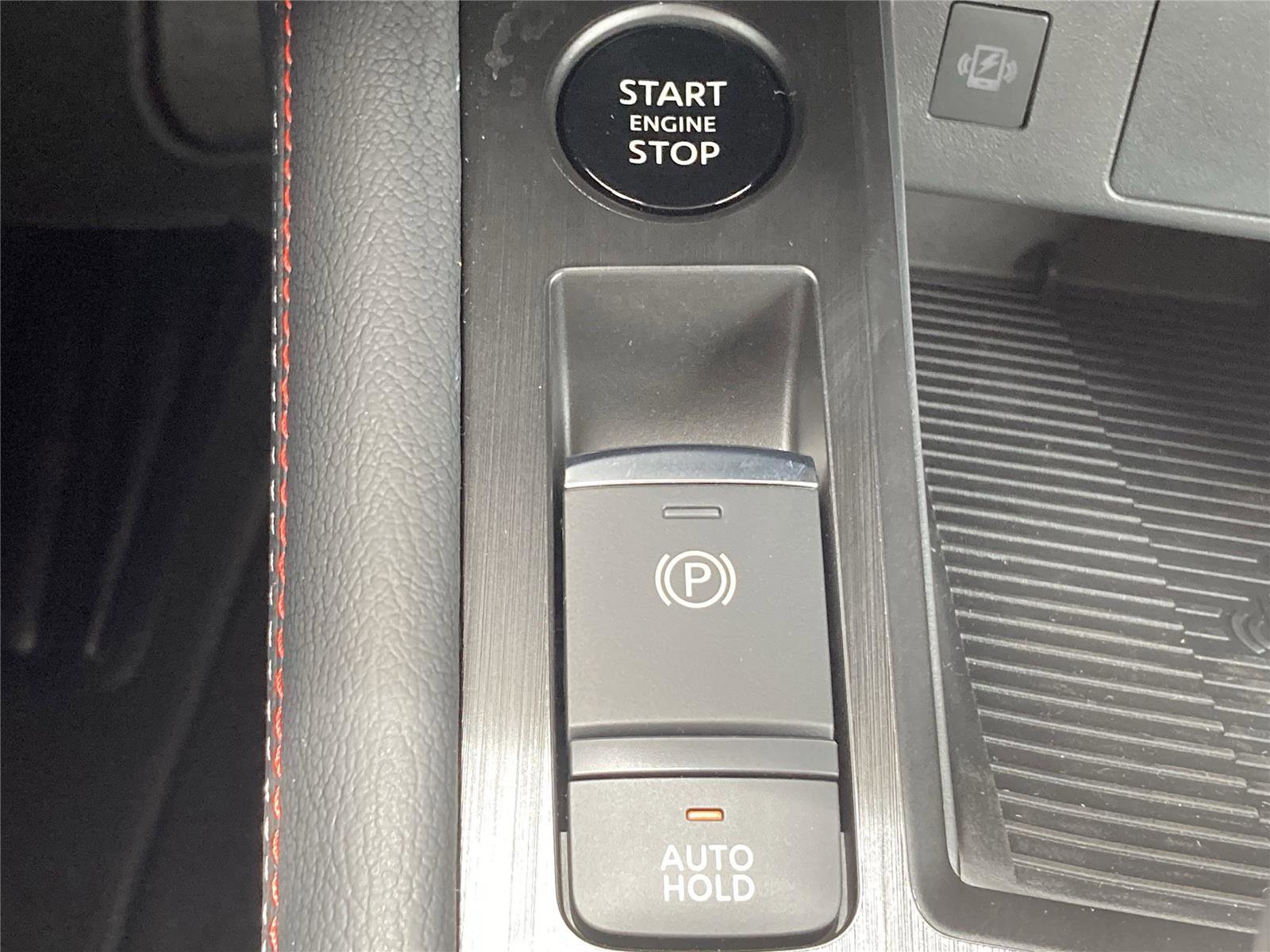 New 2025 Nissan Kicks SR image 21