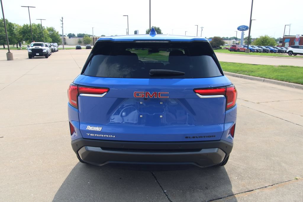Used 2026 GMC Terrain Elevation FWD image 16