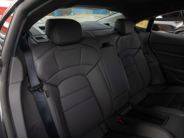 New 2025 Porsche Taycan image 39