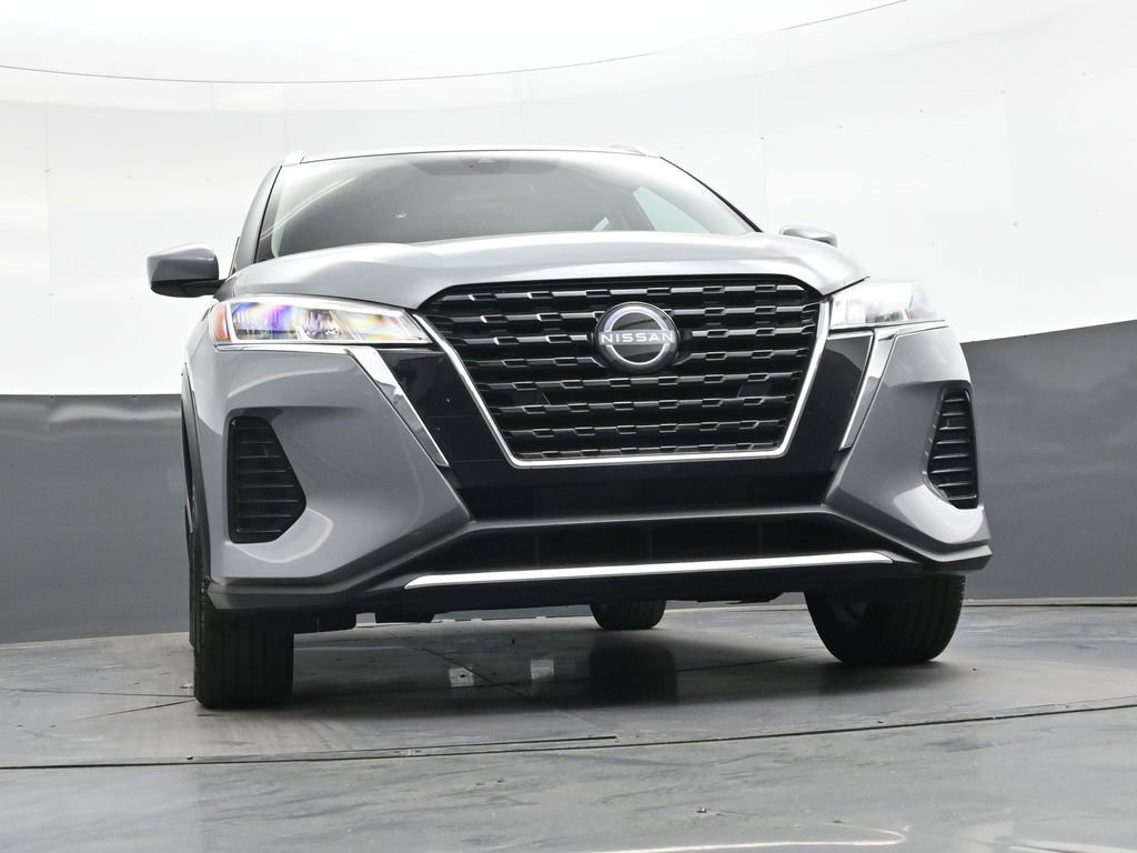 Used 2023 Nissan Kicks SV FWD image 44