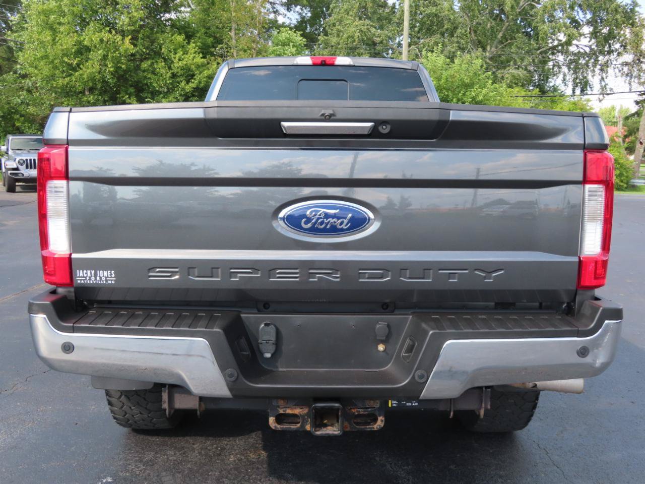 Used 2019 Ford F350 Lariat w/ Lariat Value Package AWD/4WD image 5