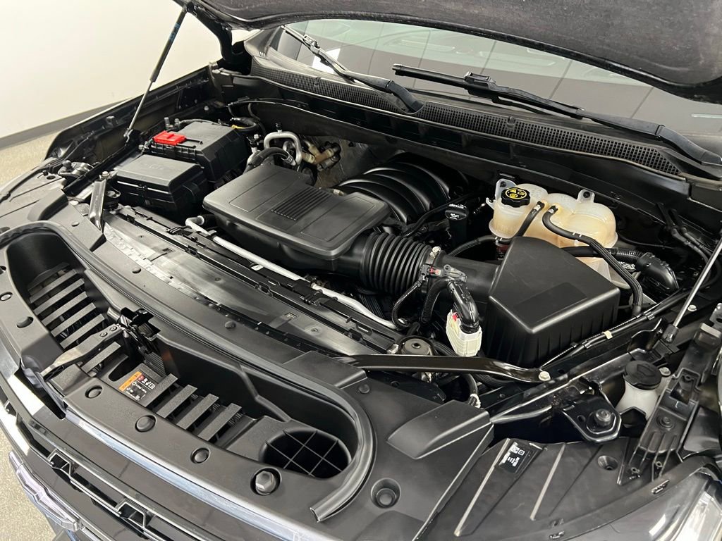 Used 2023 Chevrolet Tahoe Z71 w/ Z71 Off-Road Package AWD/4WD image 64