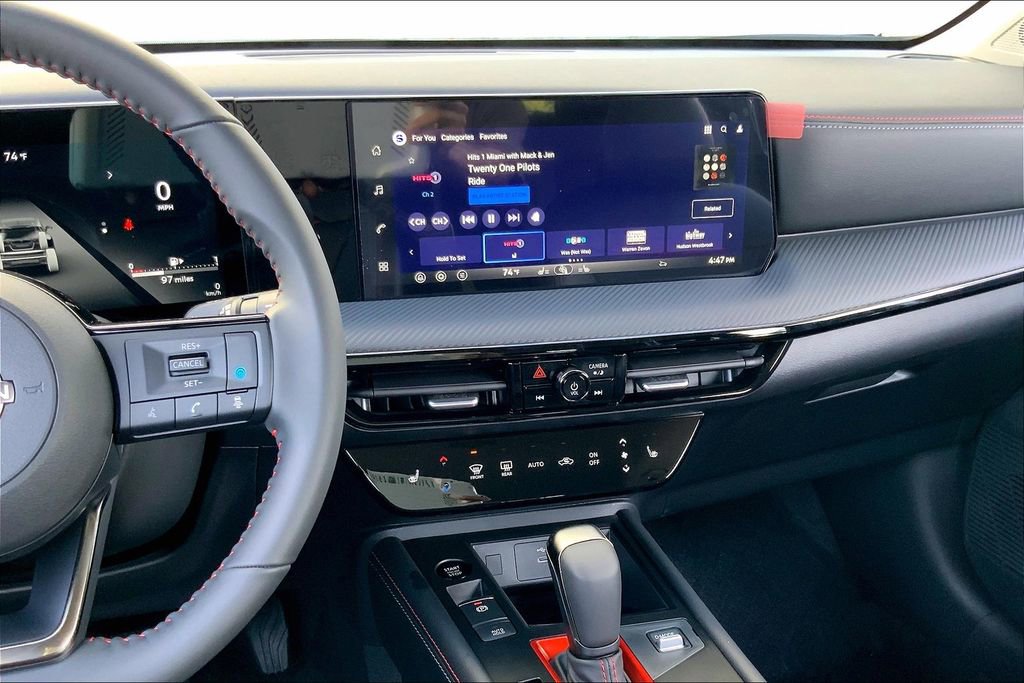 New 2026 Nissan Kicks SR w/ Cold Weather Package image 6