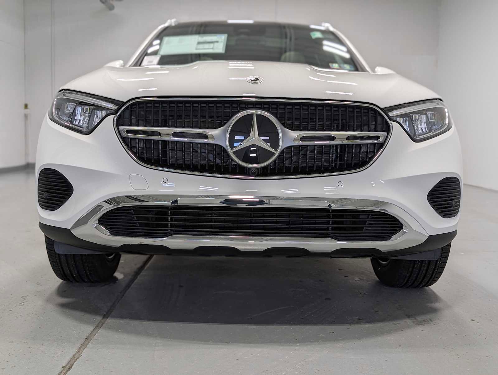 New 2026 Mercedes-Benz GLC 300 4MATIC image 2