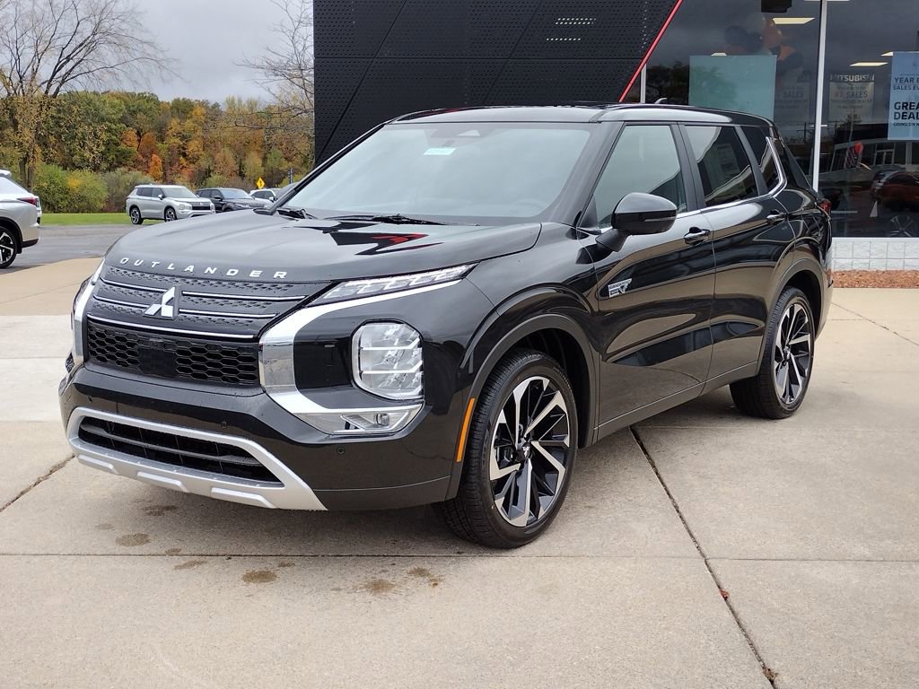 New 2025 Mitsubishi Outlander SE image 1