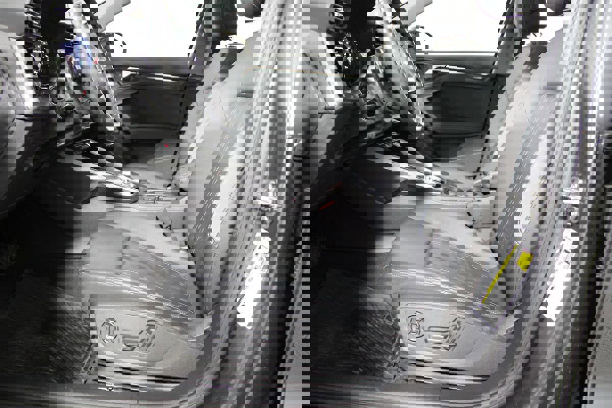 Used 2023 Audi A3 2.0T Premium w/ Convenience Package image 8