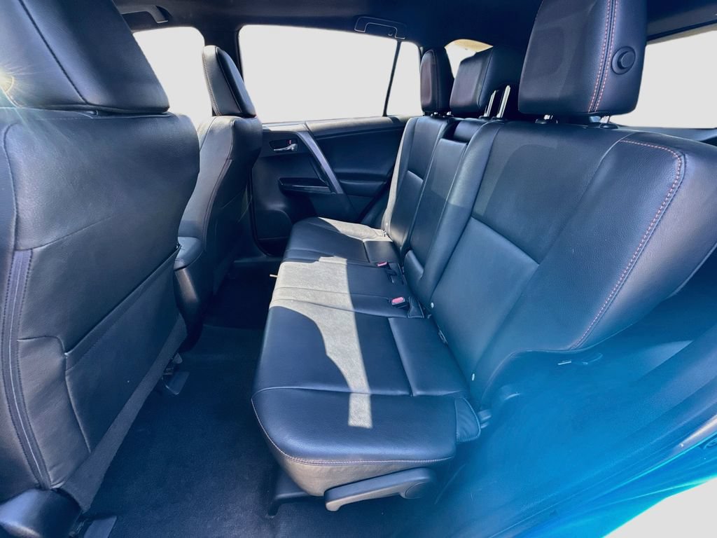 Used 2016 Toyota RAV4 SE FWD image 27