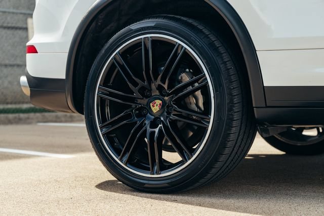 Used 2016 Porsche Cayenne S AWD/4WD image 89