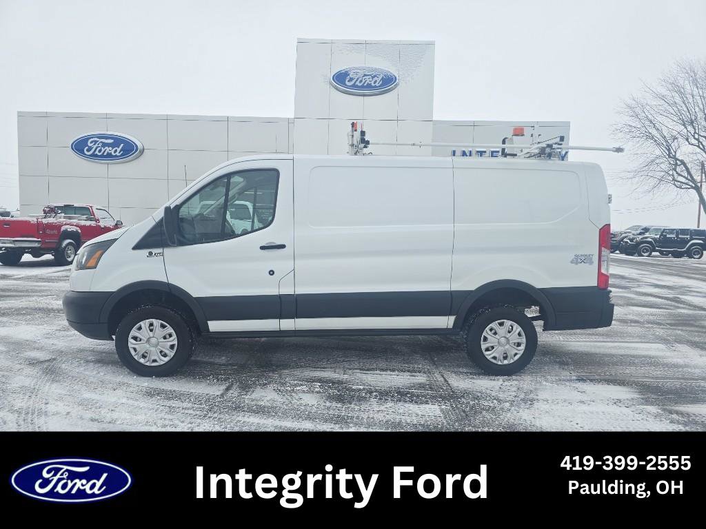 Used 2017 Ford Transit 250 130 Low Roof image 1