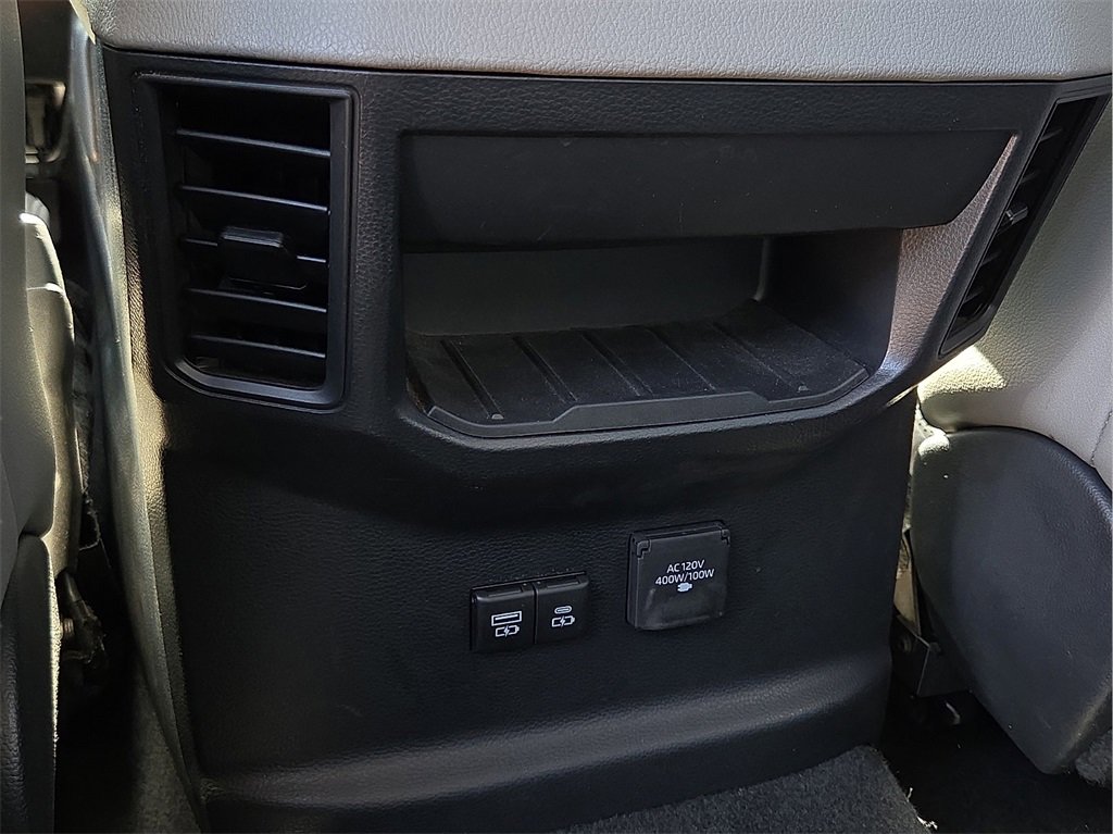 Used 2023 Toyota Tundra Limited image 10