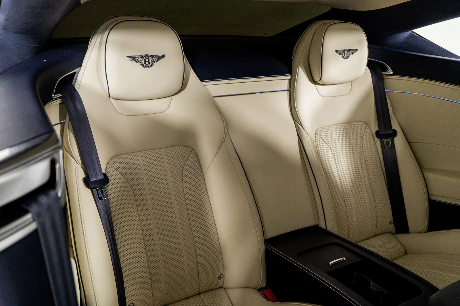 Used 2023 Bentley Continental GT Mulliner image 31