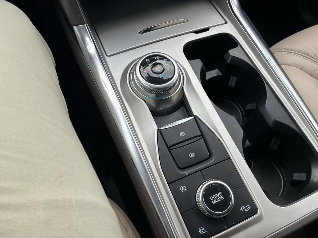 Used 2022 Ford Explorer Platinum w/ Equipment Group 601A image 18