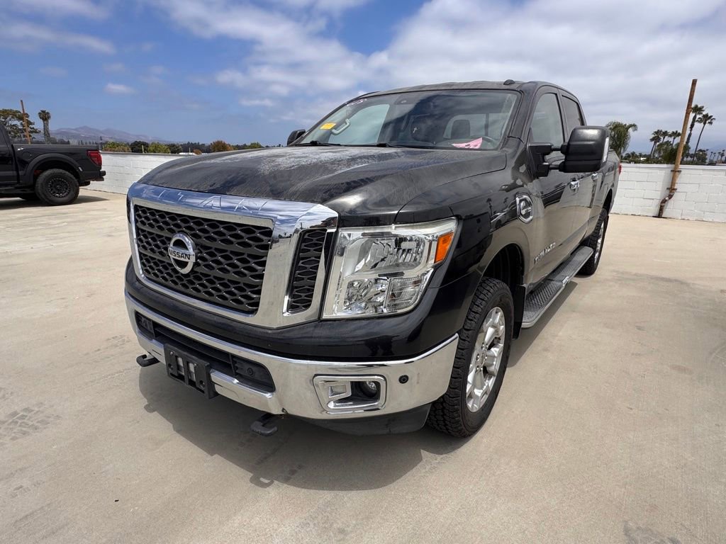 Used 2016 Nissan Titan SV AWD/4WD image 3