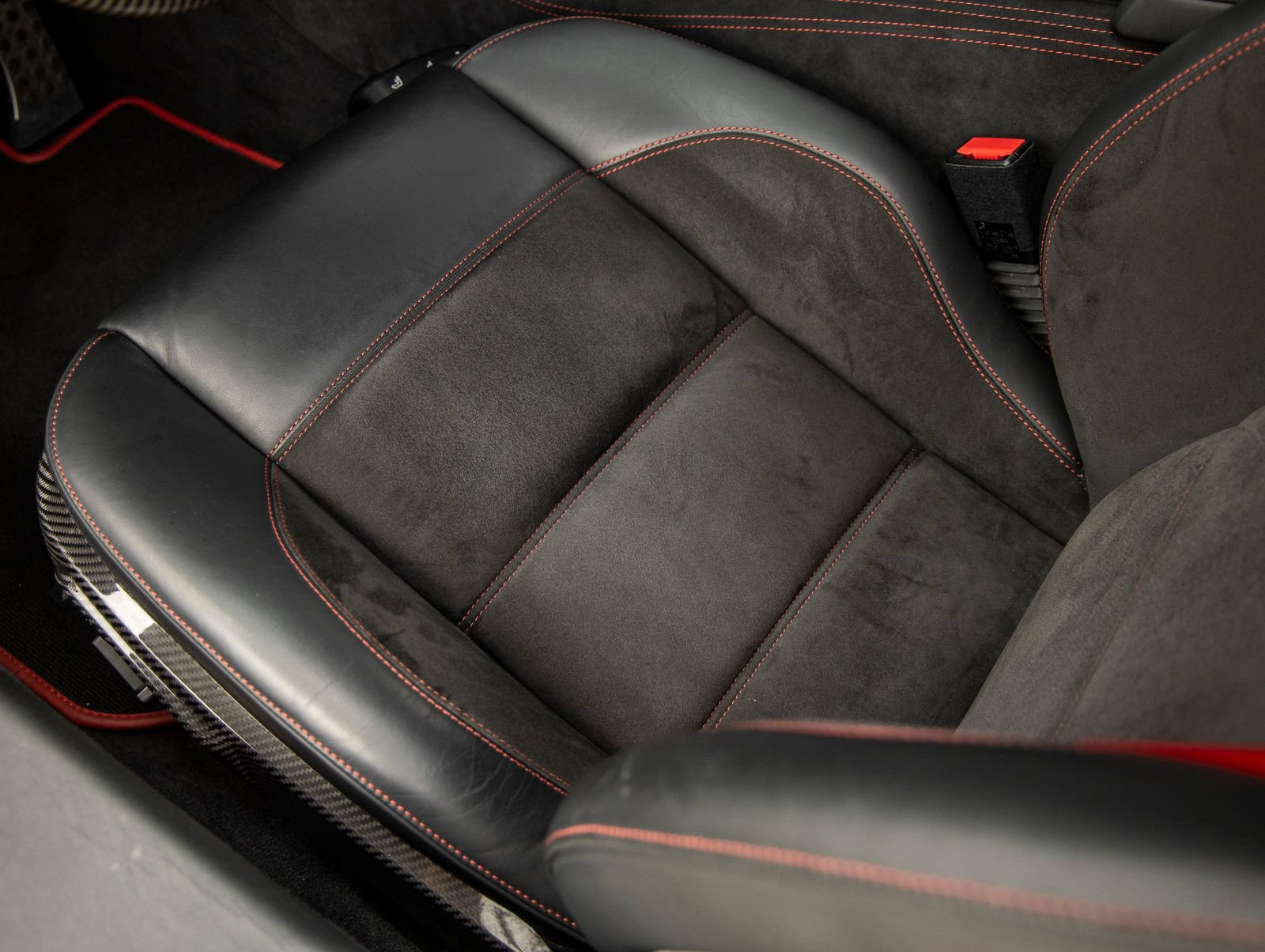 Used 2014 Mercedes-Benz SLS AMG Black Series image 36