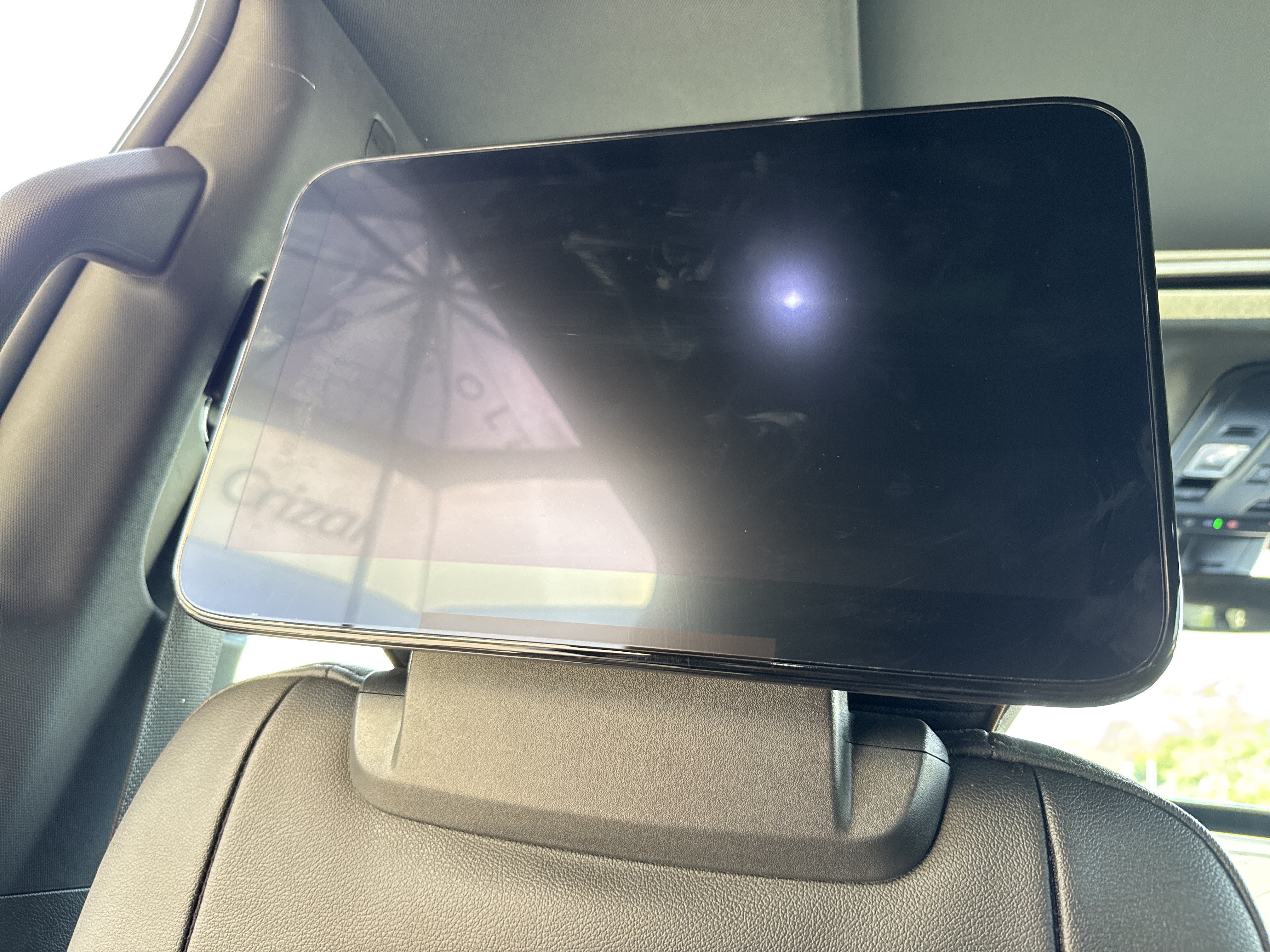 Used 2021 GMC Yukon XL AT4 w/ Rear Media and Nav Package AWD/4WD image 31